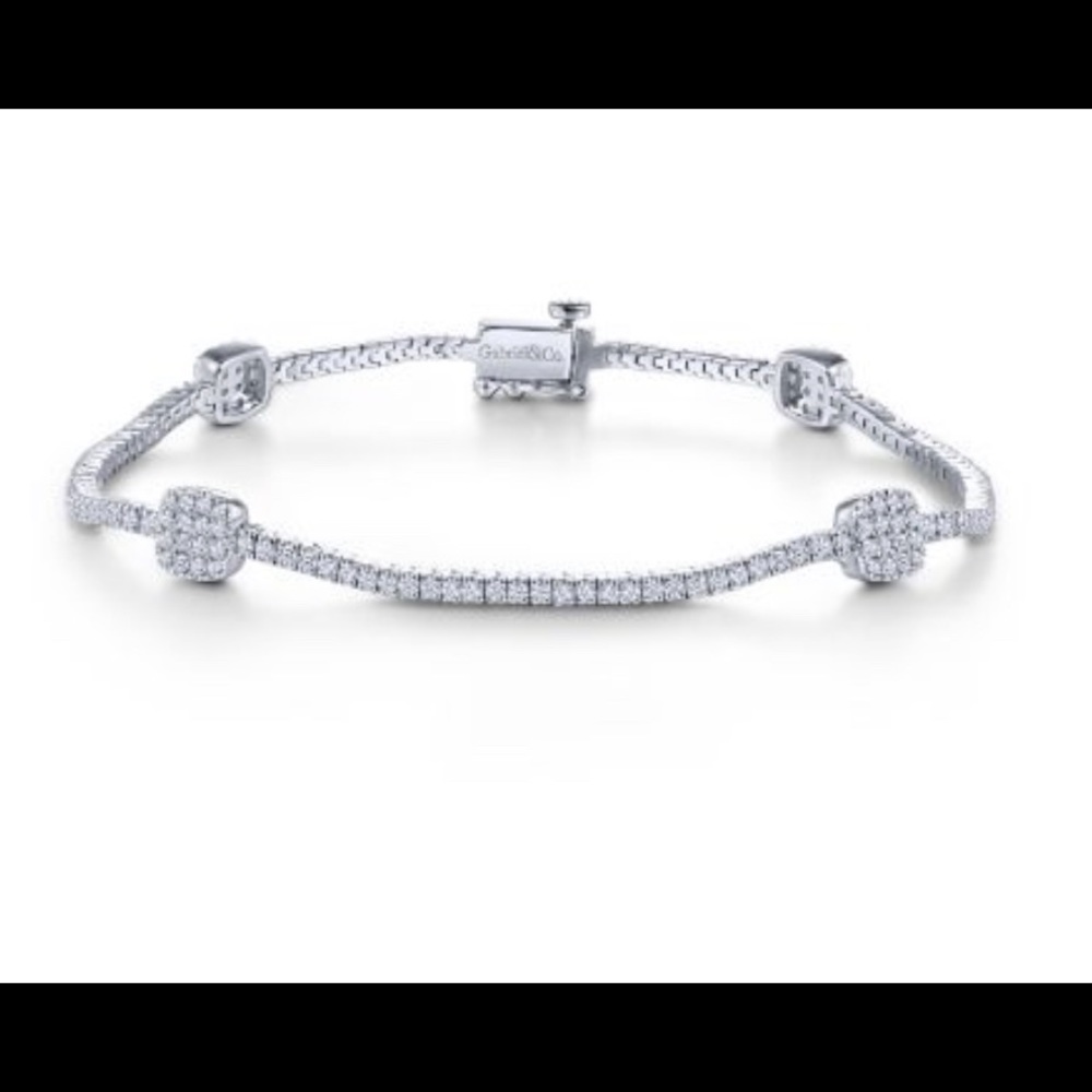 14K White Gold Diamond Tennis Bracelet 8 1/2”